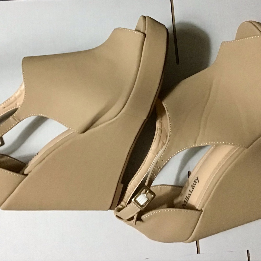 Nude Beige Wedge Heels